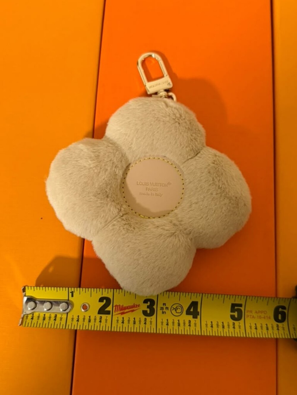 Keychain Plush Flower Bag Charm - Picture 3 of 3